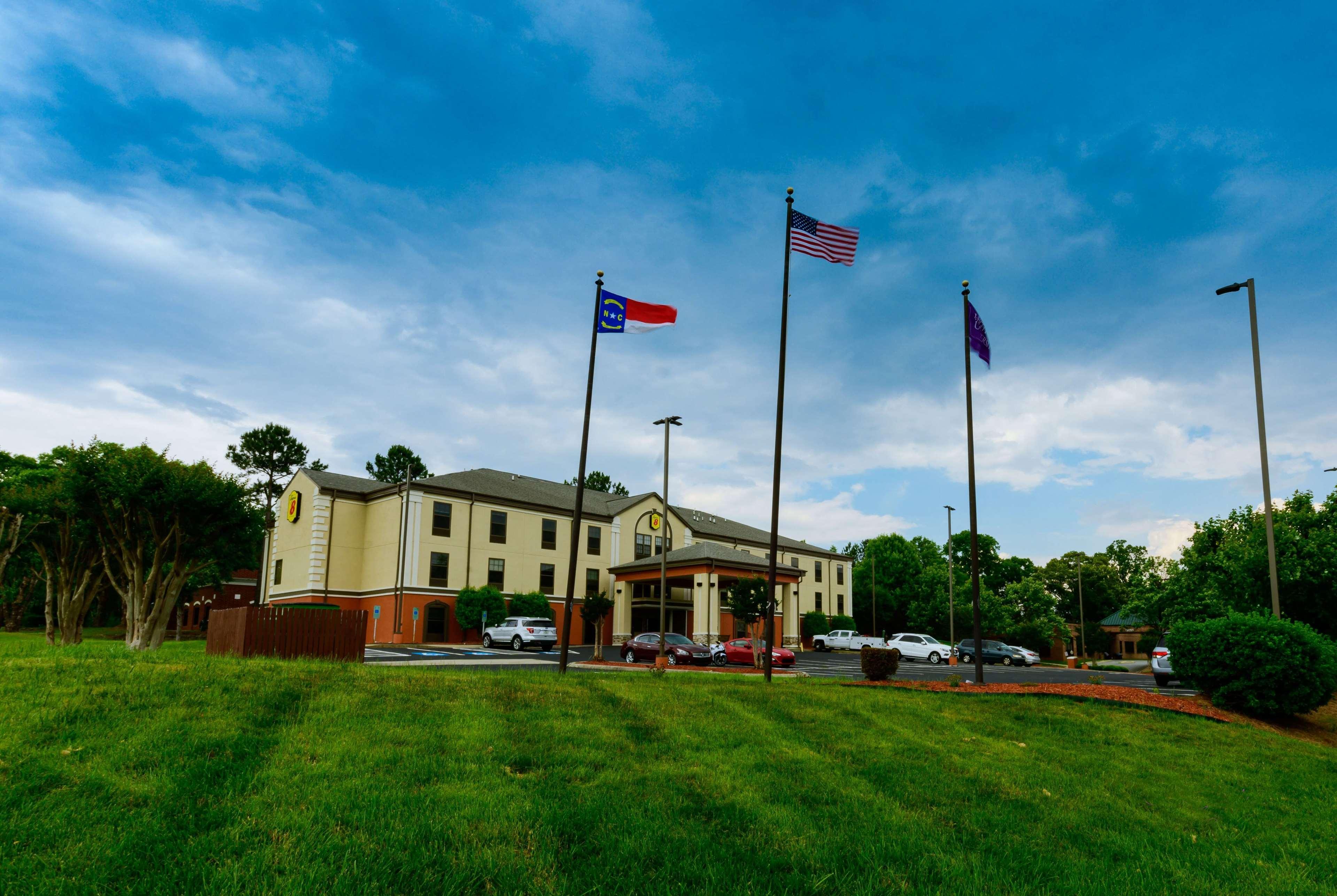 Super 8 By Wyndham High Point/Greensboro Zewnętrze zdjęcie
