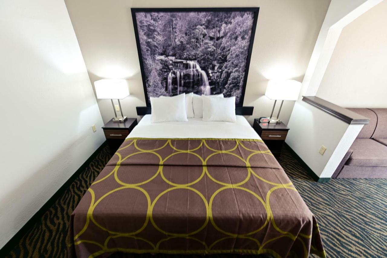 Super 8 By Wyndham High Point/Greensboro Zewnętrze zdjęcie